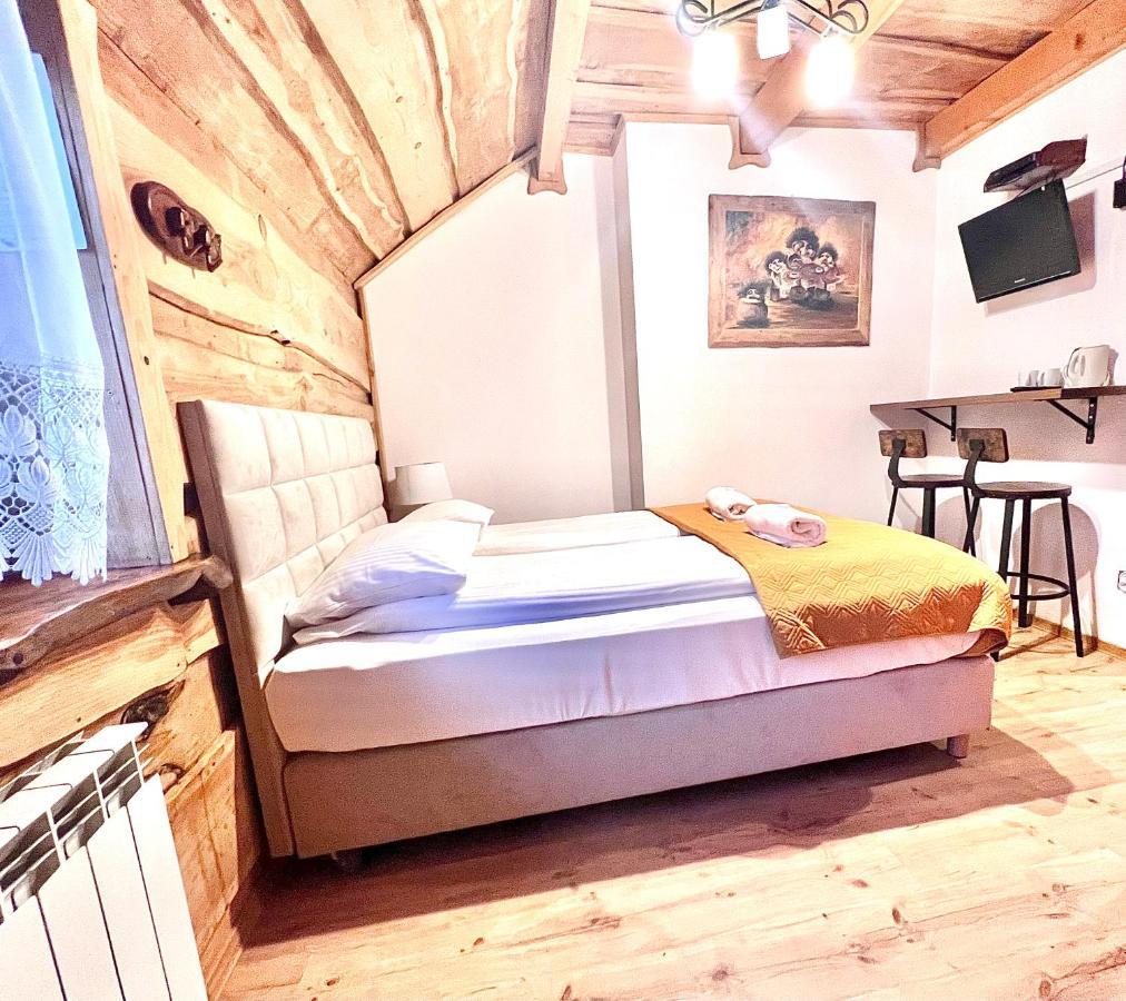 Bed and Breakfast Troll Тісна Екстер'єр фото